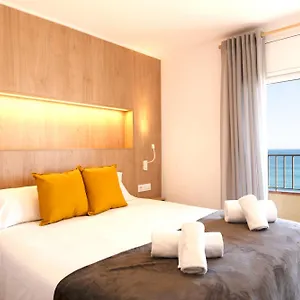 Primera Linea Torre Valentina Apartamento